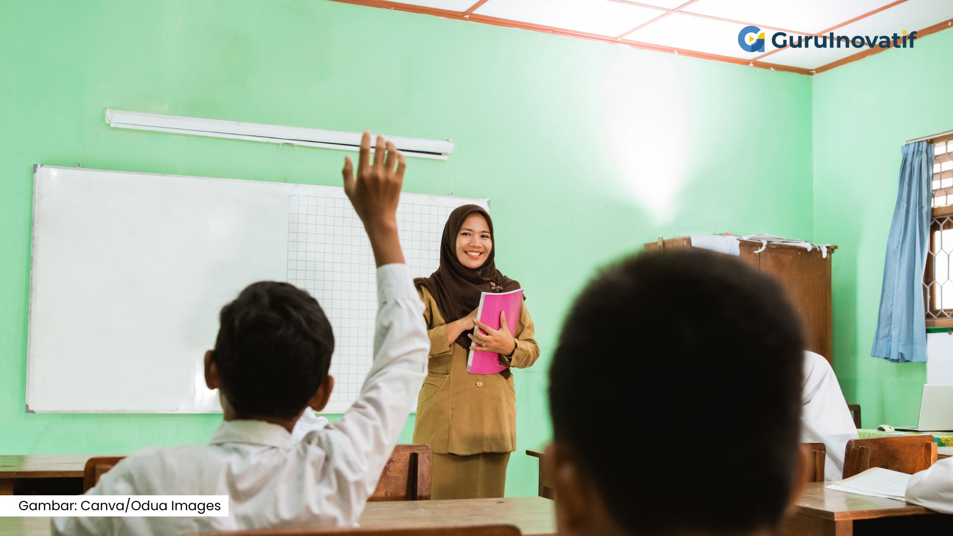 Transisi dari Teacher Centered ke Student Centered: Tantangan dan Peluang bagi Pendidik Indonesia